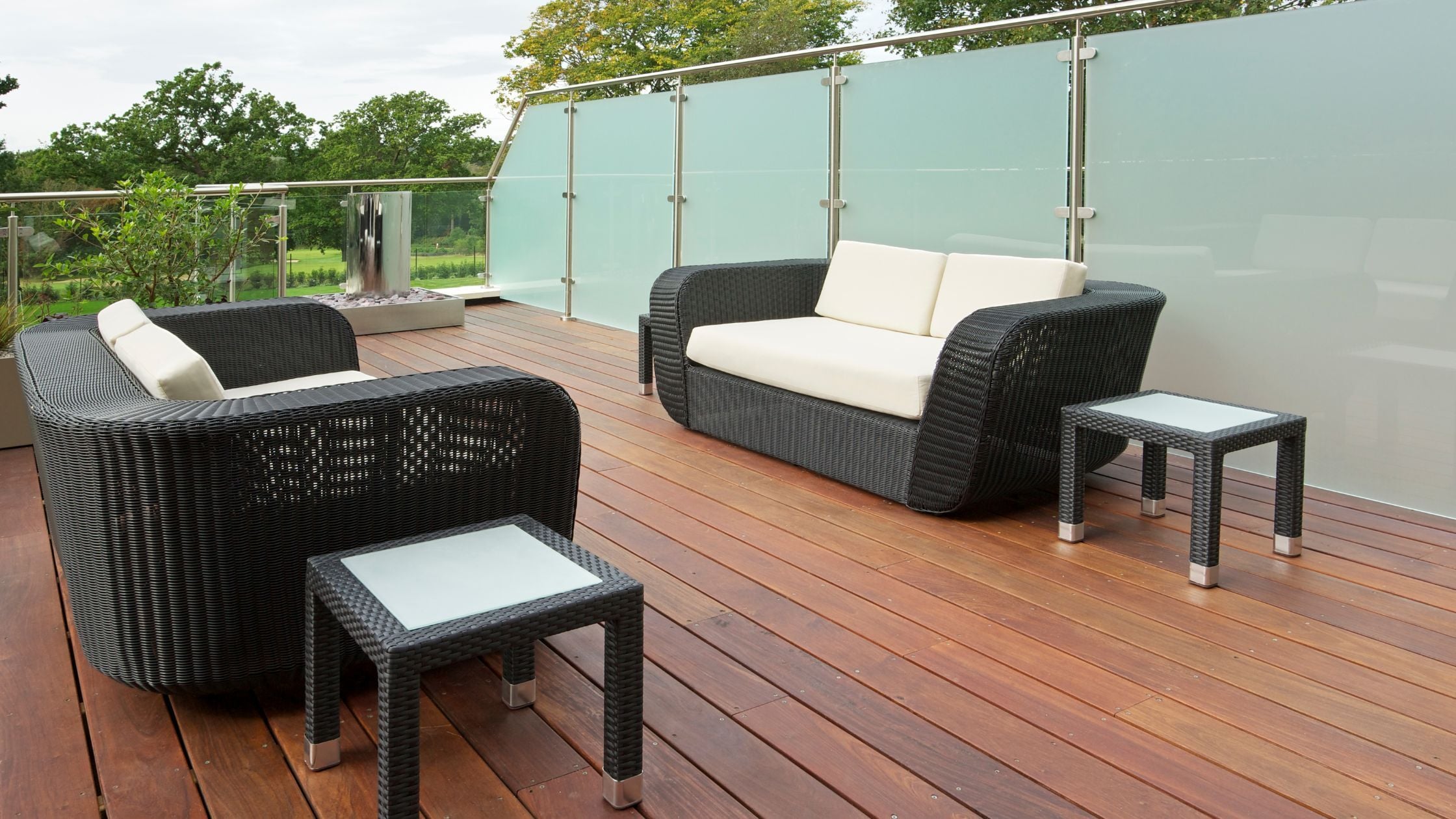 timbertech wood decking material with seating area